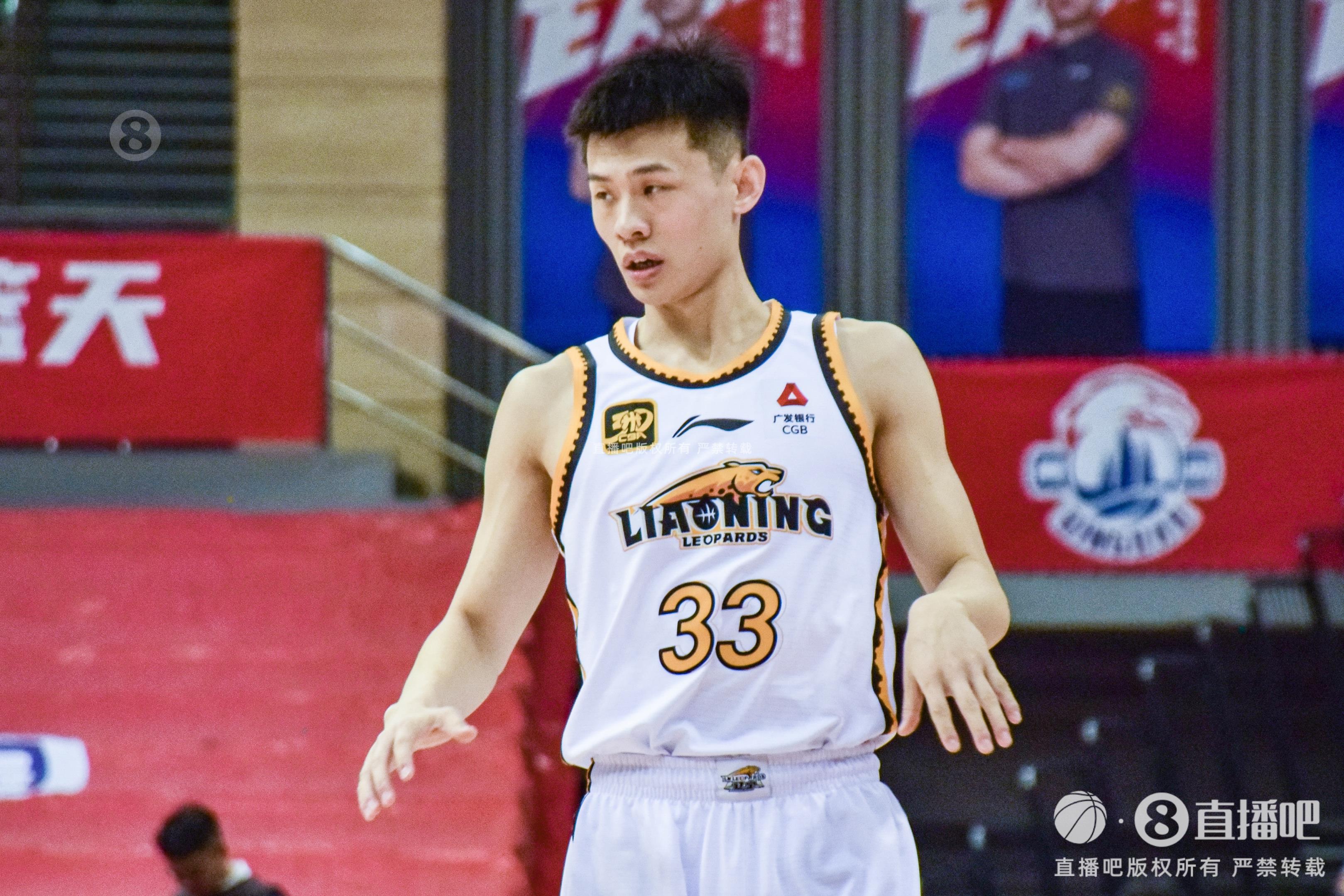 盡力了！王嵐嵚末節(jié)2記三分 全場18分鐘4中3拿到10分